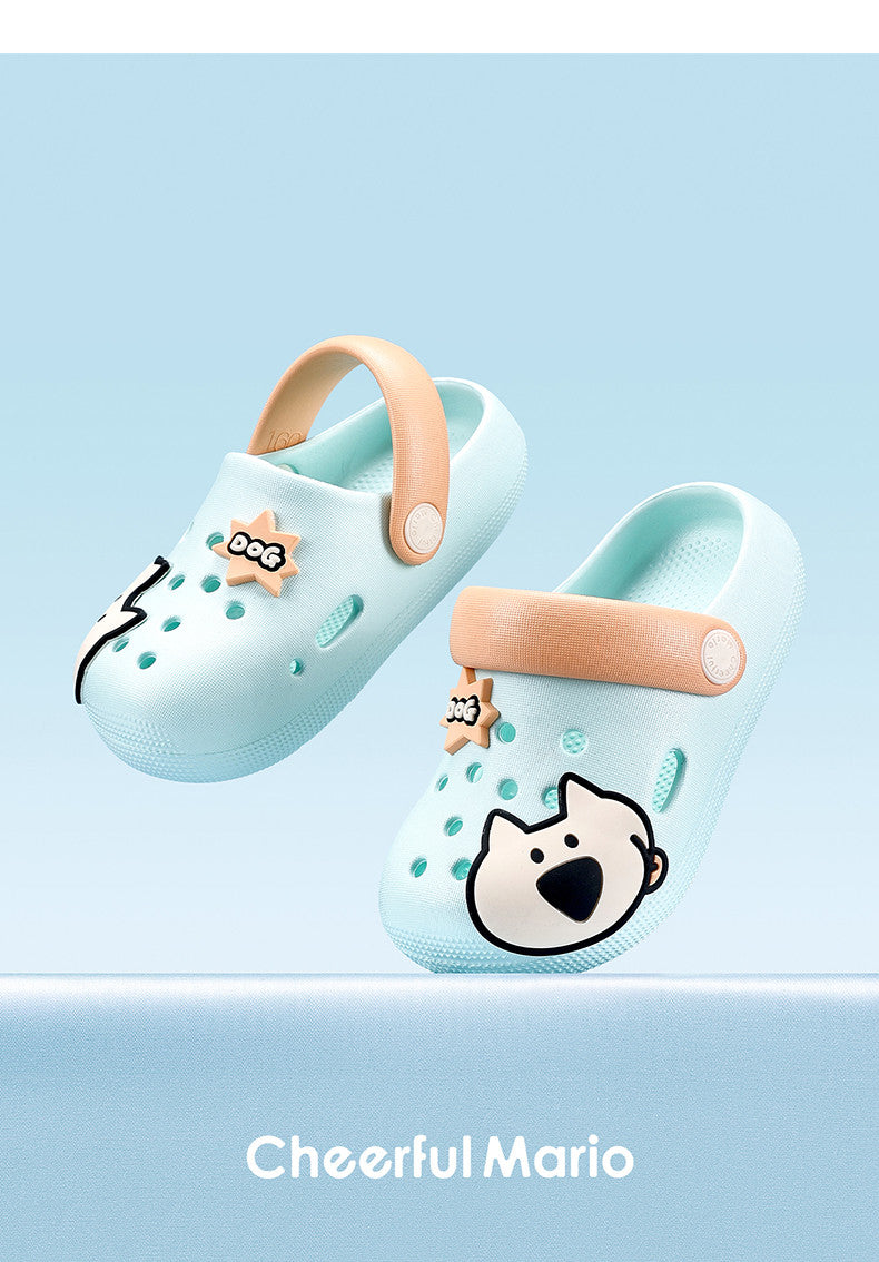Summer children's slippers, indoor non-slip home wear with cartoon patterns, suitable for both boys and girls, soft-soled toddler flat shoes.